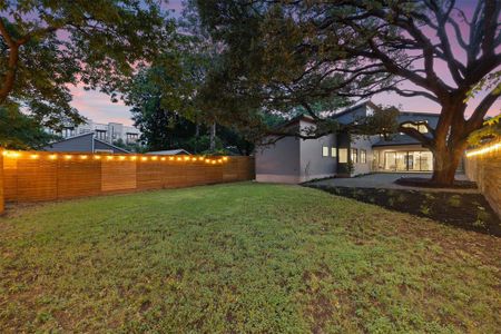 New construction Single-Family house 5405 Montview St, Austin, TX 78756 - photo 37 37