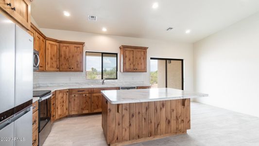 New construction Single-Family house 550 S 332Nd Avenue, Wickenburg, AZ 85390 - photo 5 5