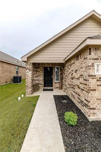 New construction Single-Family house 3706 Kings Dr. Drive, Ennis, TX 75119 - photo 3 3