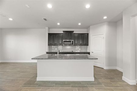 New construction Townhouse house 519 Sandiford Court, Mansfield, TX 76063 Athens- photo 10 10
