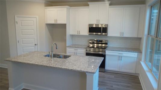 New construction Townhouse house 565 Fundao Lane, Unit 18, Lawrenceville, GA 30046 - photo 10 10