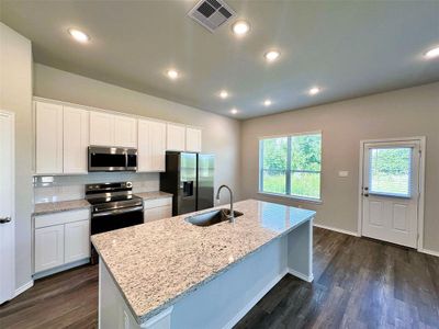 New construction Single-Family house 12144 Brazos Drive, Willis, TX 77318 - photo 5 5