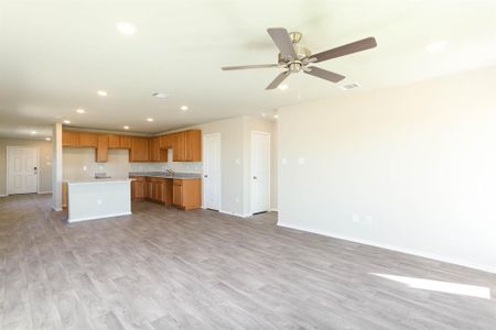 New construction Single-Family house 2936 Winding Creek Lane, Van Alstyne, TX 75409 - photo 6 6