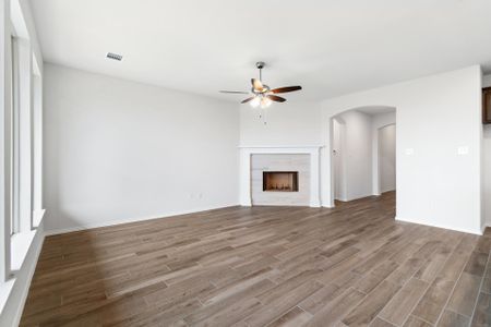 New construction Single-Family house 10620 Moss Cove Drive, Fort Worth, TX 76036 - photo 35 35