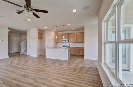 New construction Single-Family house 981 Gray Cloud Drive, New Braunfels, TX 78130 Landmark Series - Meyerson- photo 5 5