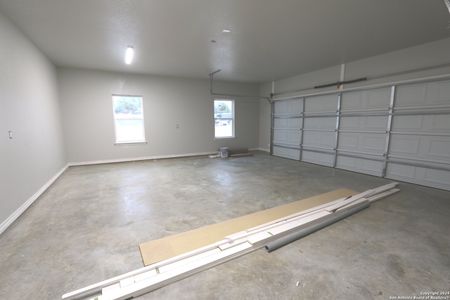 New construction Single-Family house 105 Hondo Drive, La Vernia, TX 78121 - photo 35 35
