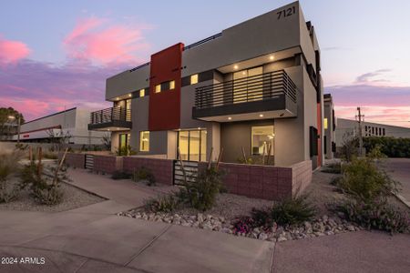 New construction Townhouse house 7121 E Wilshire Drive, Unit 1005, Scottsdale, AZ 85257 - photo 8 8