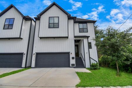 New construction Single-Family house 806 E 39Th Street, Unit A, Houston, TX 77022 - photo 0