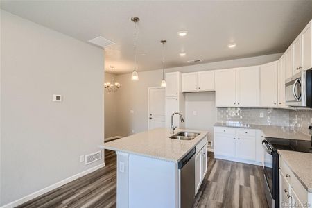 New construction Townhouse house 461 Millwall Circle, Castle Pines, CO 80108 Avalon- photo 8 8