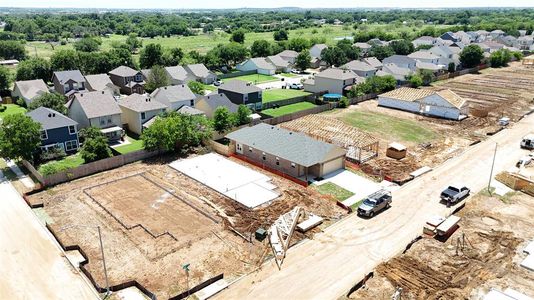 New construction Single-Family house 1520 Teak Lane, Fort Worth, TX 76140 - photo 4 4