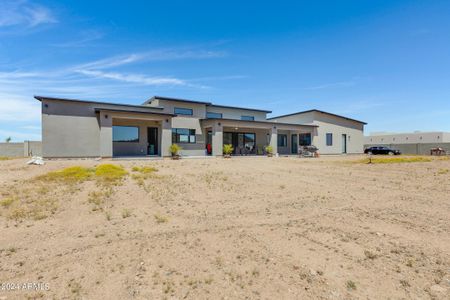 New construction Single-Family house 15325 W Desert Vista Trail, Surprise, AZ 85387 - photo 0 0