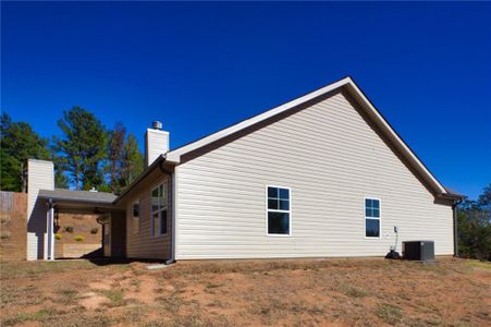 New construction Single-Family house 30 Eryn Terrace, Covington, GA 30014 Prince Riverstone- photo 36 36