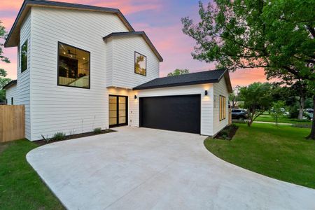 New construction Single-Family house 7613 Hardy Dr, Austin, TX 78757 - photo 1 1