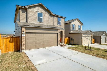 New construction Single-Family house 209 Lucky Texan Rd, Jarrell, TX 76537 - photo