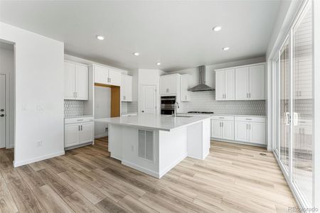 New construction Single-Family house 17607 Lobo Lane, Parker, CO 80134 Hayden II- photo 8 8