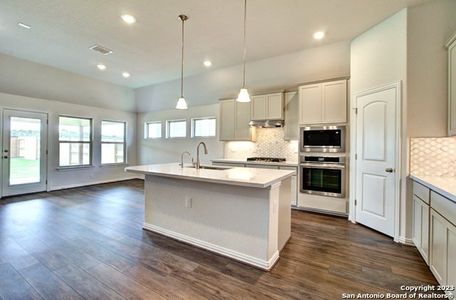 New construction Single-Family house 1719 Dirndl, New Braunfels, TX 78132 Premier Series - Palm- photo 4 4