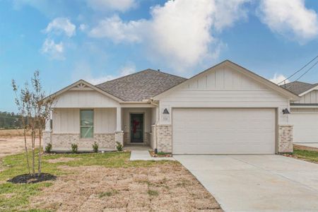 New construction Single-Family house 114 Road 5102A, Cleveland, TX 77327 - photo 0 0