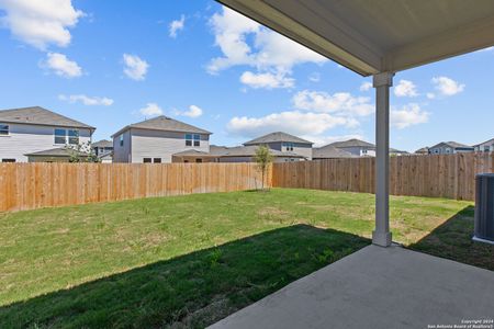 New construction Single-Family house 10232 Band Wagon, Converse, TX 78109 Independence- photo 27 27