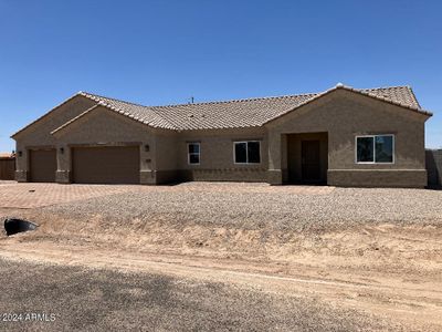 New construction Single-Family house 3610 N Bandelier Drive, Eloy, AZ 85131 - photo 0