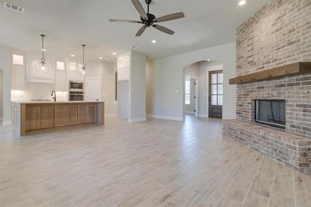 New construction Single-Family house 2025 Sky Ranch, Weatherford, TX 76086 - photo 5 5