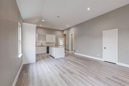 New construction Single-Family house 4215 Fernwood Avenue, Dallas, TX 75216 - photo 10 10