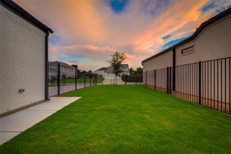 New construction Single-Family house 249 Magnolia Lane, Fort Worth, TX 76114 - photo 30 30