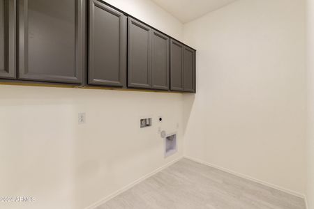 New construction Single-Family house 5533 N 193Rd Avenue, Litchfield Park, AZ 85340 Plan 2617- photo 17 17