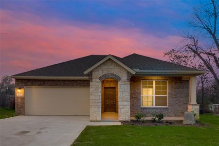 New construction Single-Family house 2822 Silver Street, Greenville, TX 75401 Basswood- photo 0