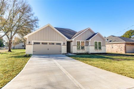 New construction Single-Family house 32215 White Wing Drive, Waller, TX 77484 - photo 0 0
