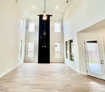 New construction Single-Family house 3045 Sage Ranch Dr, Leander, TX 78641 Manor Series - Raleigh- photo 2 2