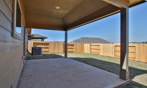 New construction Single-Family house 4539 Pinehurst Trace Drive, Pinehurst, TX 77362 Journey Series - Meridian- photo 38 38