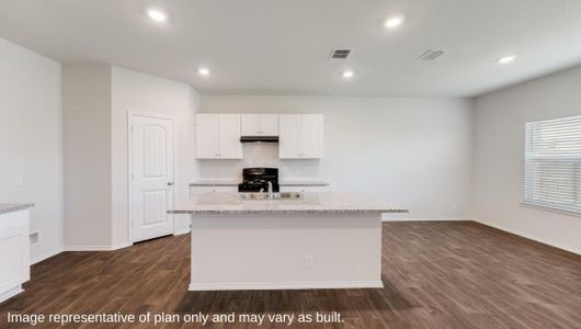 New construction Single-Family house 104 Middle Green Loop, Floresville, TX 78114 - photo 45 45