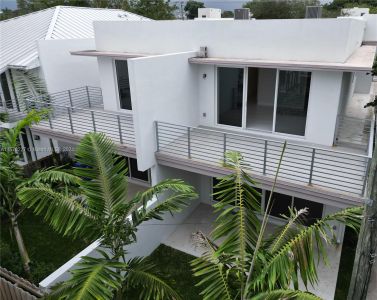 New construction Townhouse house 3374 Day Ave, Miami, FL 33133 - photo 2 2