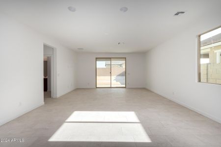 New construction Single-Family house 18203 W Vogel Avenue, Goodyear, AZ 85338 - photo 5 5