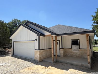 New construction Single-Family house 1234 Clearcreek Dr, Canyon Lake, TX 78133 - photo 5 5