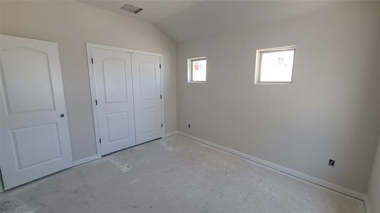 New construction Single-Family house 915 Palo Brea Loop, Hutto, TX 78634 Cassidy Homeplan- photo 36 36