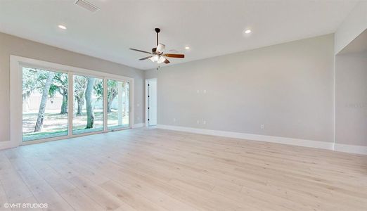 New construction Single-Family house 511 Cheyenne Dr, Oak Hill, FL 32759 - photo 7 7