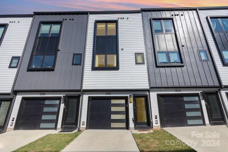 New construction Townhouse house 3526 Saker Lane, Charlotte, NC 28211 - photo 0