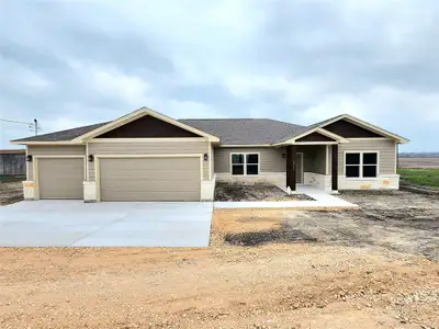 New construction Single-Family house 3051 County Road 436, Thrall, TX 76578 Castleton- photo 0