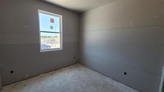 New construction Single-Family house 921 Palo Brea Loop, Hutto, TX 78634 Eleanor Homeplan- photo 22 22