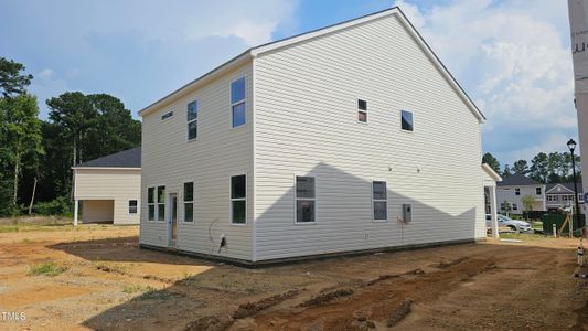 New construction Single-Family house 232 Gregory Village Drive, Lillington, NC 27546 The Gavin B- photo 47 47