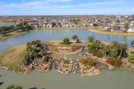 Rodeo Palms - The Lakes by Princeton Classic Homes in Manvel - photo 18 18