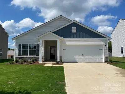 New construction Single-Family house 3413 Bear Den Drive, Gastonia, NC 28052 - photo 0