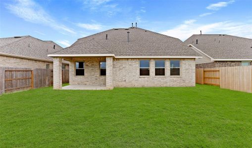 New construction Single-Family house 1711 Warm Breeze Drive, Angleton, TX 77515 Ashville- photo 26 26