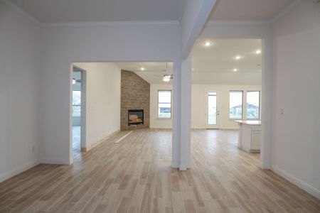 New construction Single-Family house 5216 Estates Oak Way, San Antonio, TX 78263 Sabine- photo 5 5