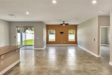 New construction Single-Family house 3113 St Charles Place, Winter Haven, FL 33884 - photo 5 5