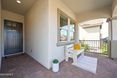 Front Patio Seating W/ Pavers