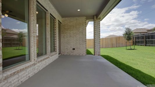 New construction Single-Family house 13013 Macar Manor, San Antonio, TX 78245 Design 2049W- photo 21 21