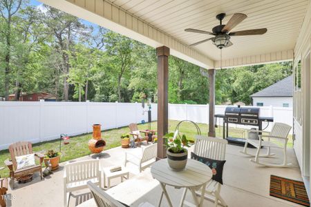 New construction Single-Family house 101 Pecan Valley Way, Four Oaks, NC 27524 - photo 27 27