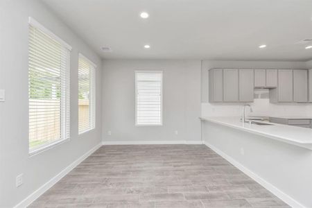 New construction Single-Family house 2218 Emerald Diamond Court, Fresno, TX 77545 Plan 142- photo 6 6